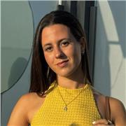 Maestra de Educación Primaria, con ganas de enseñar dar apoyo a aquellos que lo necesiten o lo deseen